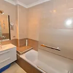 Clementine Apartment